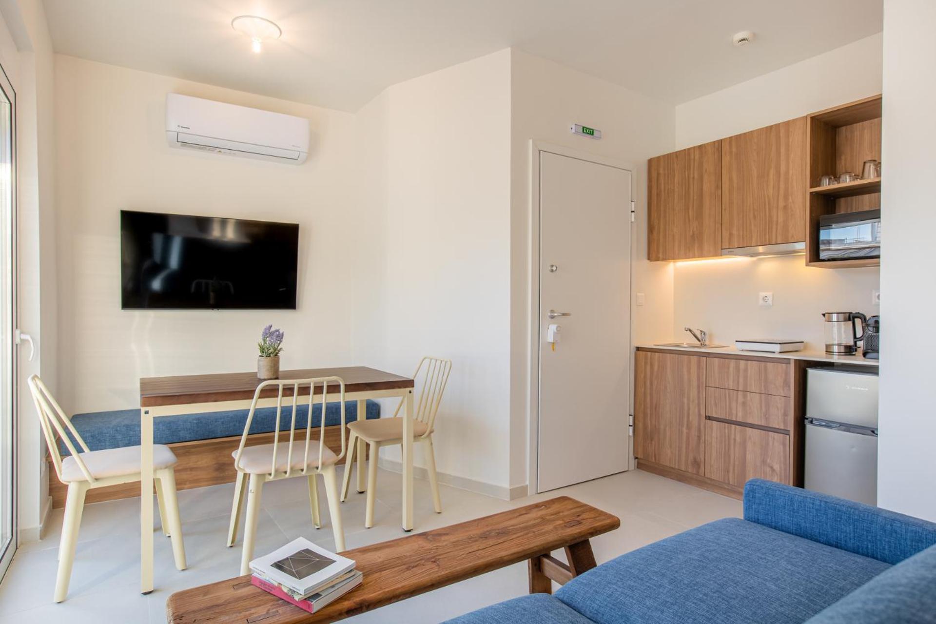 Studio Apartment